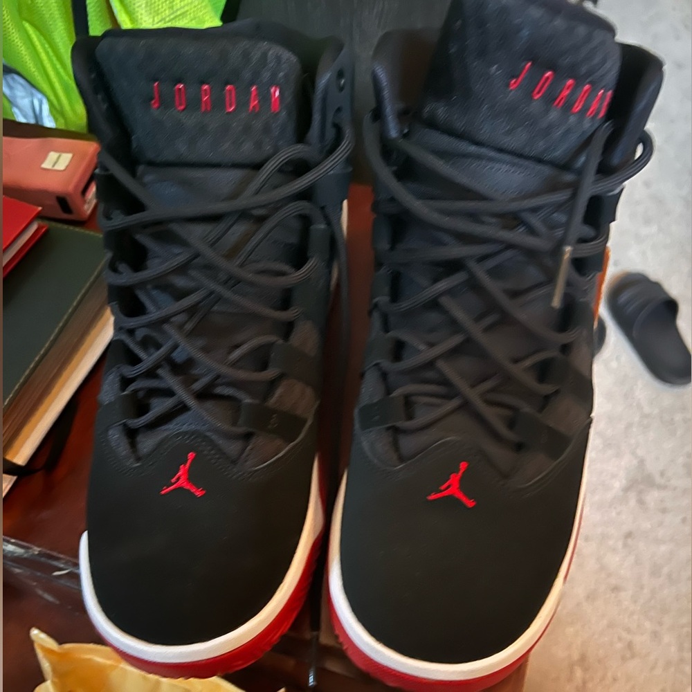 Jordan Max Aura size 6.5y (Unisex)